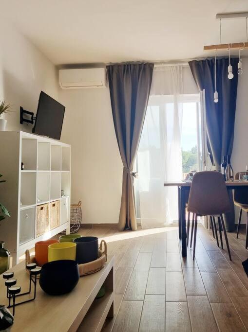 Chi Chi Apartment Pula Exterior foto